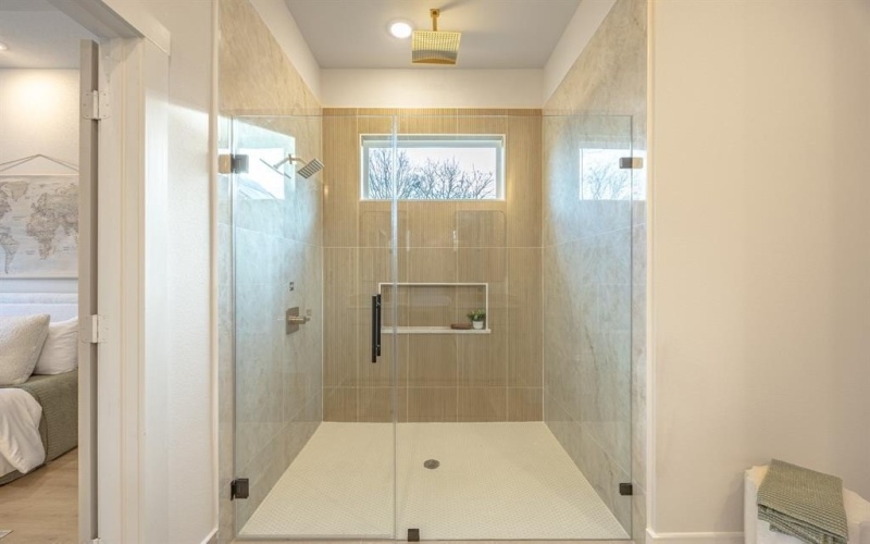 3325 Avenue G, Fort Worth, TX 76105, 4 Habitaciones Habitaciones , ,2 BañosBaños,Residential,En Venta,3325 Avenue G,0,21172638