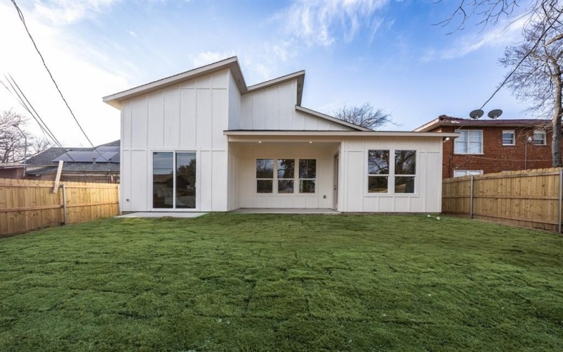 3325 Avenue G, Fort Worth, TX 76105, 4 Habitaciones Habitaciones , ,2 BañosBaños,Residential,En Venta,3325 Avenue G,0,21172638