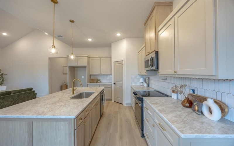 3325 Avenue G, Fort Worth, TX 76105, 4 Habitaciones Habitaciones , ,2 BañosBaños,Residential,En Venta,3325 Avenue G,0,21172638