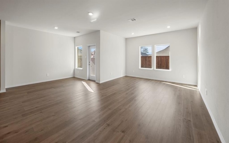 1514 Brooke Drive, Tyler, TX 75704, 4 Bedrooms Bedrooms, ,3 BathroomsBathrooms,Residential,For Sale,1514 Brooke Drive,0,21172684