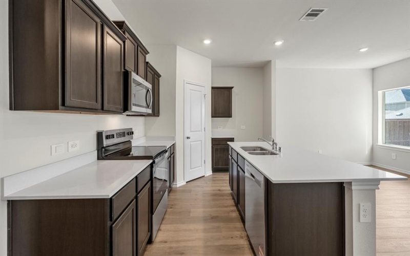 1514 Brooke Drive, Tyler, TX 75704, 4 Bedrooms Bedrooms, ,3 BathroomsBathrooms,Residential,For Sale,1514 Brooke Drive,0,21172684