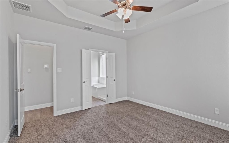 701 BUSHMAN Drive, Fort Worth, TX 76008, 5 Habitaciones Habitaciones , ,5 BañosBaños,Residential,En Venta,701 BUSHMAN Drive,0,21172732