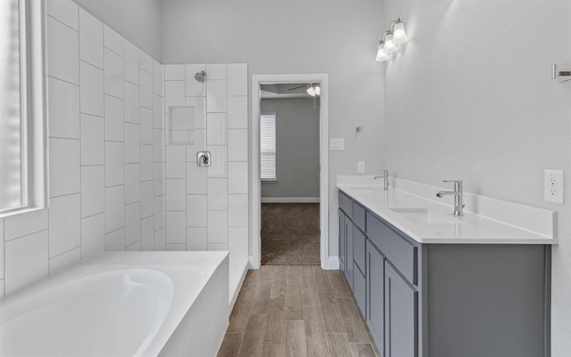 701 BUSHMAN Drive, Fort Worth, TX 76008, 5 Habitaciones Habitaciones , ,5 BañosBaños,Residential,En Venta,701 BUSHMAN Drive,0,21172732