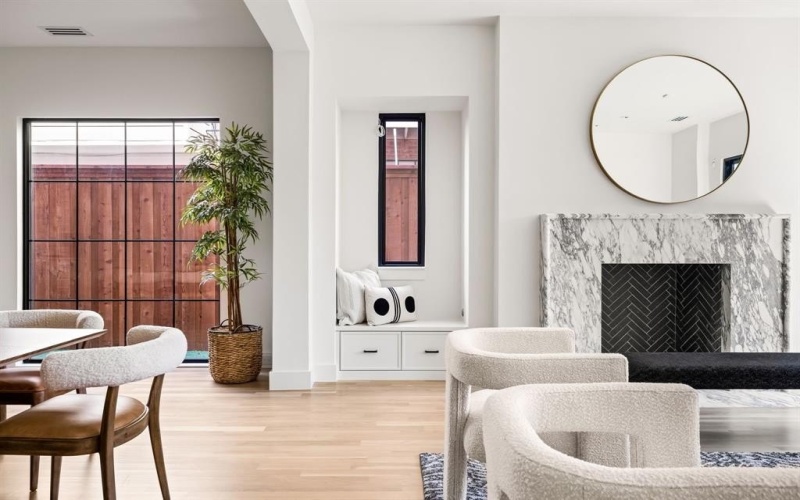 3936 Hawthorne Avenue, Dallas, TX 75219, 3 Habitaciones Habitaciones , ,3 BañosBaños,Residential,En Venta,3936 Hawthorne Avenue,0,21172751