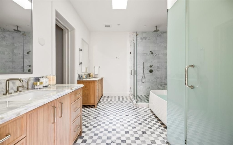 3936 Hawthorne Avenue, Dallas, TX 75219, 3 Habitaciones Habitaciones , ,3 BañosBaños,Residential,En Venta,3936 Hawthorne Avenue,0,21172751