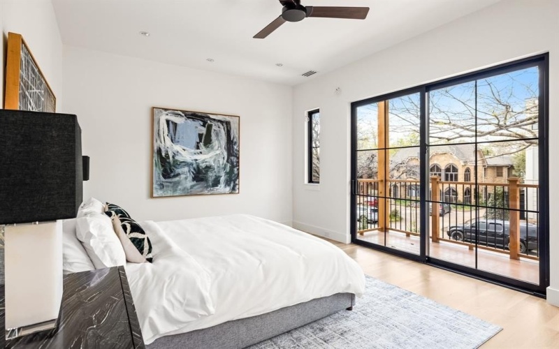 3936 Hawthorne Avenue, Dallas, TX 75219, 3 Habitaciones Habitaciones , ,3 BañosBaños,Residential,En Venta,3936 Hawthorne Avenue,0,21172751