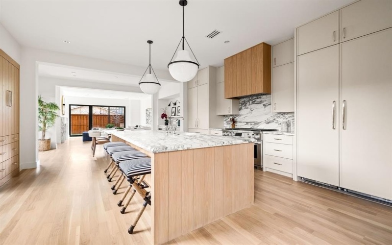 3936 Hawthorne Avenue, Dallas, TX 75219, 3 Habitaciones Habitaciones , ,3 BañosBaños,Residential,En Venta,3936 Hawthorne Avenue,0,21172751