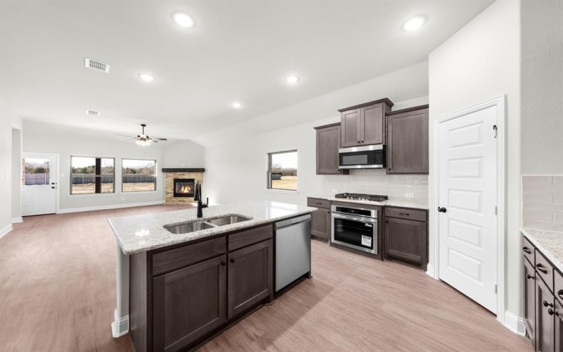 2895 Goldeneye Lane, Greenville, TX 75402, 3 Habitaciones Habitaciones , ,2 BañosBaños,Residential,En Venta,2895 Goldeneye Lane,0,21172784