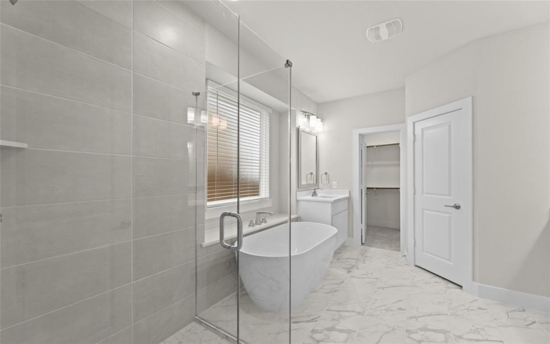 1849 Jasmine June, Mesquite, TX 75181, 5 Bedrooms Bedrooms, ,5 BathroomsBathrooms,Residential,For Sale,1849 Jasmine June,20620444