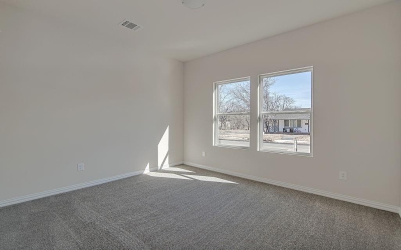 1402 Arizona Avenue, Fort Worth, TX 76104, 3 Bedrooms Bedrooms, ,2 BathroomsBathrooms,Residential,For Sale,1402 Arizona Avenue,0,21172889