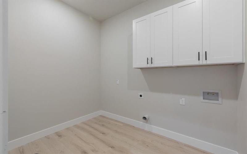 2421 Gooch Street, Dallas, TX 75241, 4 Habitaciones Habitaciones , ,2 BañosBaños,Residential,En Venta,2421 Gooch Street,0,21172898