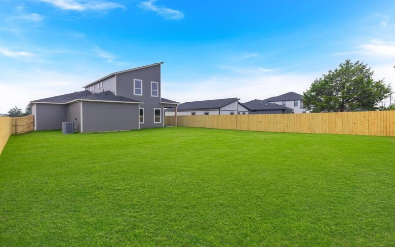 2421 Gooch Street, Dallas, TX 75241, 4 Habitaciones Habitaciones , ,2 BañosBaños,Residential,En Venta,2421 Gooch Street,0,21172898