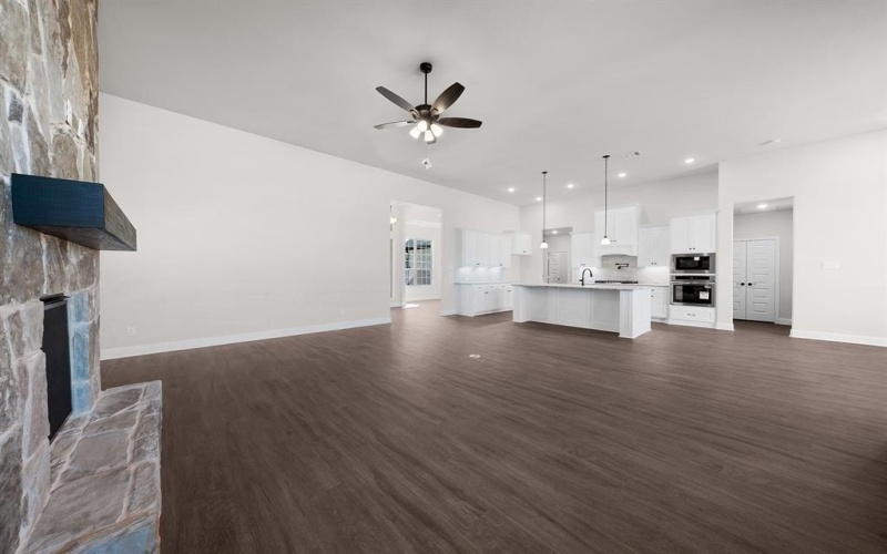 427 Estate, McLendon Chisholm, TX 75032, 4 Habitaciones Habitaciones , ,3 BañosBaños,Residential,En Venta,427 Estate,0,21173061