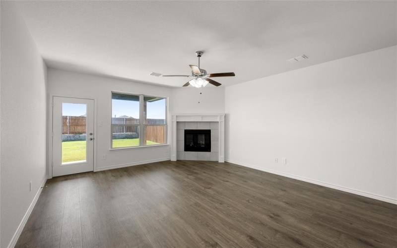 1913 Seminole Drive, Cleburne, TX 76033, 3 Bedrooms Bedrooms, ,2 BathroomsBathrooms,Residential,For Sale,1913 Seminole Drive,20620542