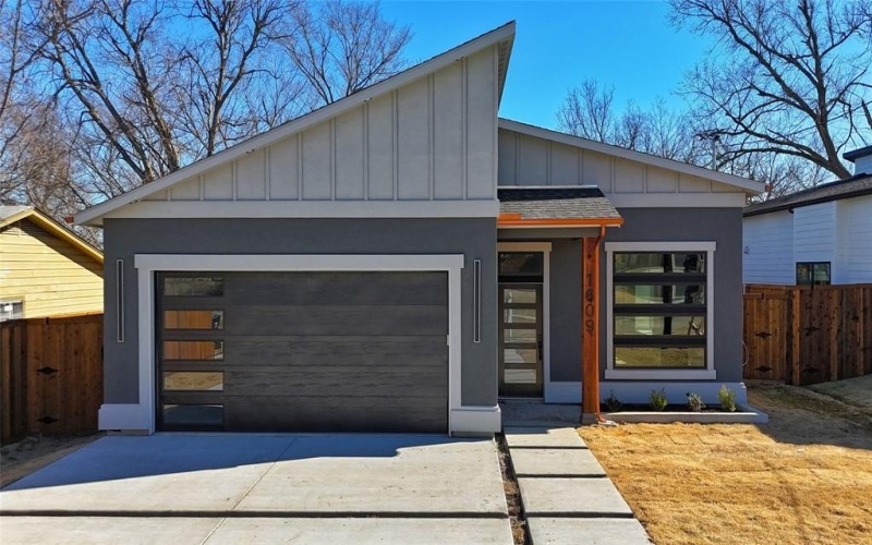 1609 Gibbons Street, Greenville, TX 75401, 3 Habitaciones Habitaciones , ,2 BañosBaños,Residential,En Venta,1609 Gibbons Street,0,21173250