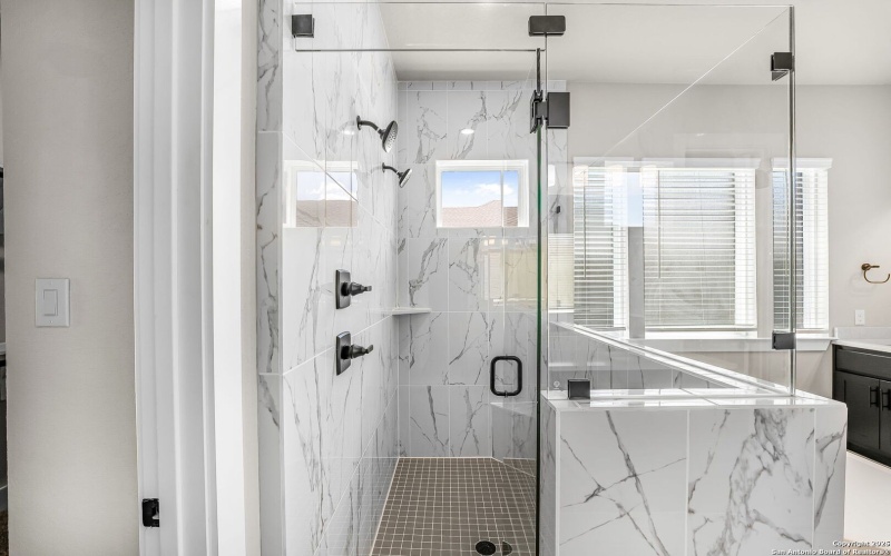 6817 Arbor Falls, Fair Oaks Ranch, TX 78015, 4 Habitaciones Habitaciones , ,3 BañosBaños,Residential,En Venta,6817 Arbor Falls,0,1896187