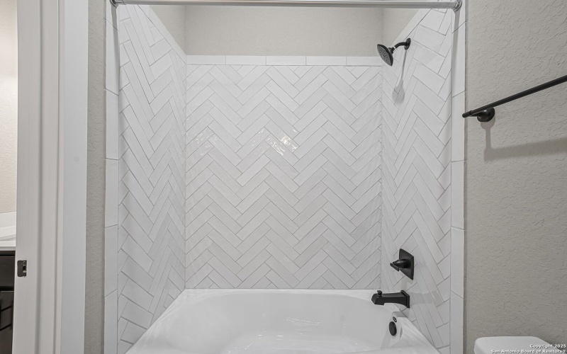 6817 Arbor Falls, Fair Oaks Ranch, TX 78015, 4 Habitaciones Habitaciones , ,3 BañosBaños,Residential,En Venta,6817 Arbor Falls,0,1896187