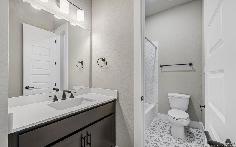 6817 Arbor Falls, Fair Oaks Ranch, TX 78015, 4 Habitaciones Habitaciones , ,3 BañosBaños,Residential,En Venta,6817 Arbor Falls,0,1896187