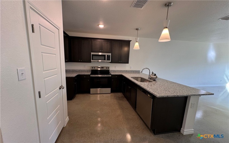 3900 American Elm, Killeen, TX 76542, 3 Habitaciones Habitaciones , ,2 BañosBaños,Residential Multi Family,En Venta,3900 American Elm,0,603843