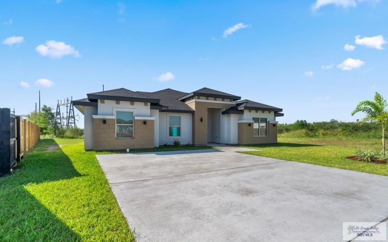 6025 DAKOTA ROSE CIR, BROWNSVILLE, TX 78521, 3 Bedrooms Bedrooms, ,2 BathroomsBathrooms,Residential,For Sale,6025 DAKOTA ROSE CIR,0,29769876