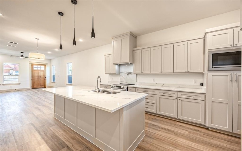 2613 Walker Street, Fort Worth, TX 76105, 3 Habitaciones Habitaciones , ,2 BañosBaños,Residential,En Venta,2613 Walker Street,0,21167680