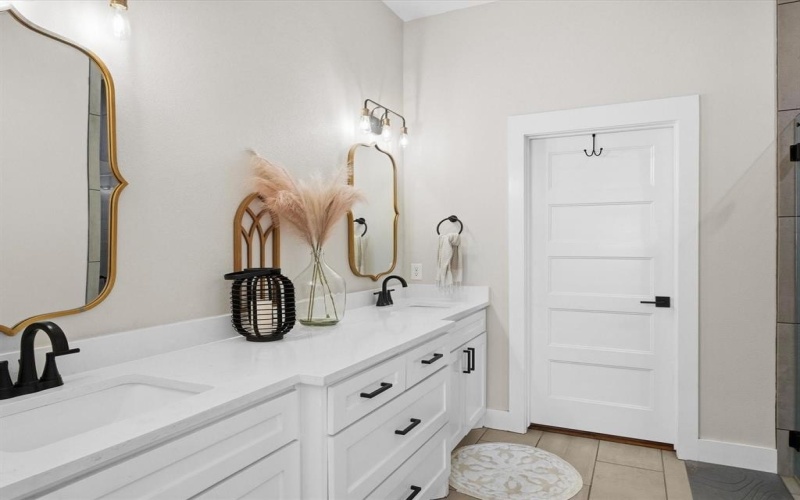 188 Seaside Drive, Gun Barrel City, TX 75156, 4 Habitaciones Habitaciones , ,2 BañosBaños,Residential,En Venta,188 Seaside Drive,0,21171771