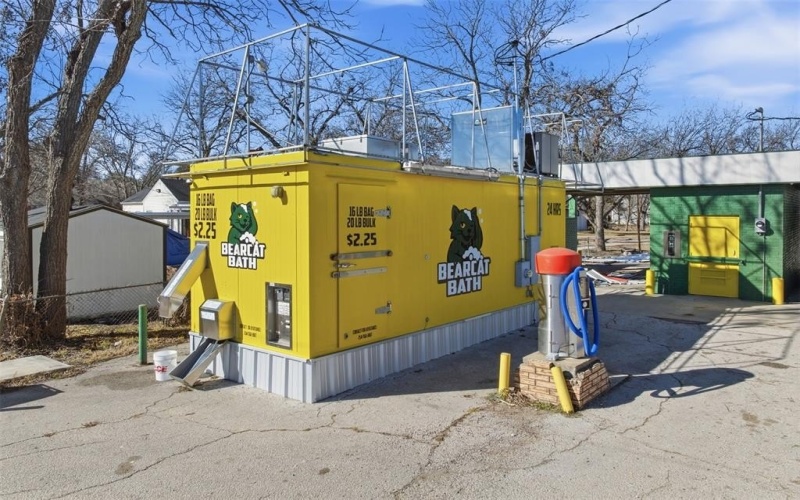 703 Avenue D, Moody, TX 76557, ,Commercial Sale,For Sale,703 Avenue D,0,21173007