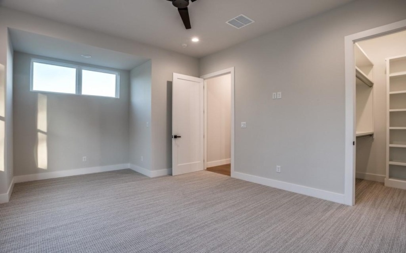 2424 Bellview Circle, Tyler, TX 75709, 5 Bedrooms Bedrooms, ,6 BathroomsBathrooms,Residential,For Sale,2424 Bellview Circle,20660438