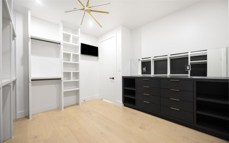 10316 Bel Aire Drive, Dallas, TX 75218, 3 Bedrooms Bedrooms, ,5 BathroomsBathrooms,Residential,For Sale,10316 Bel Aire Drive,0,21173572