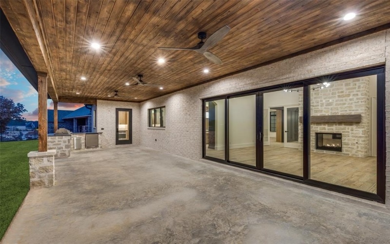 3516 Fairway Drive, Denton, TX 76226, 4 Bedrooms Bedrooms, ,5 BathroomsBathrooms,Residential,For Sale,3516 Fairway Drive,0,21173577