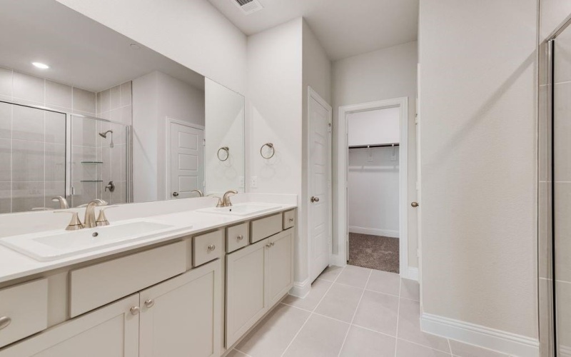 8199 Challenger Lane, Frisco, TX 75034, 4 Habitaciones Habitaciones , ,5 BañosBaños,Residential,En Venta,8199 Challenger Lane,0,21173726