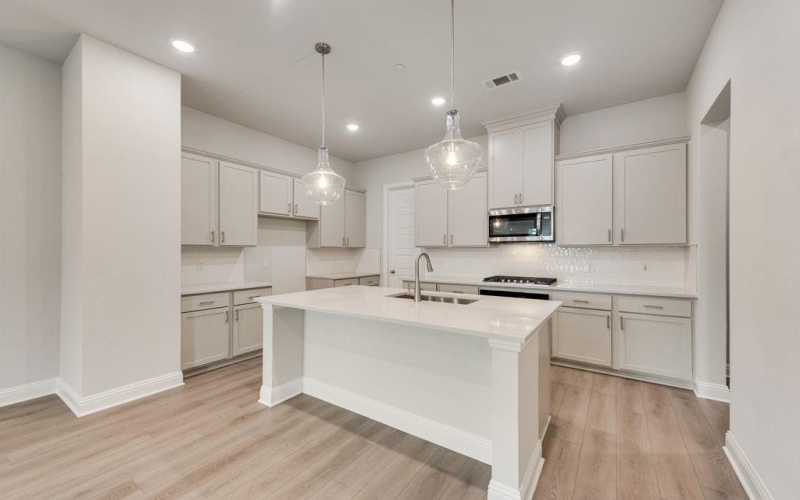 8199 Challenger Lane, Frisco, TX 75034, 4 Habitaciones Habitaciones , ,5 BañosBaños,Residential,En Venta,8199 Challenger Lane,0,21173726