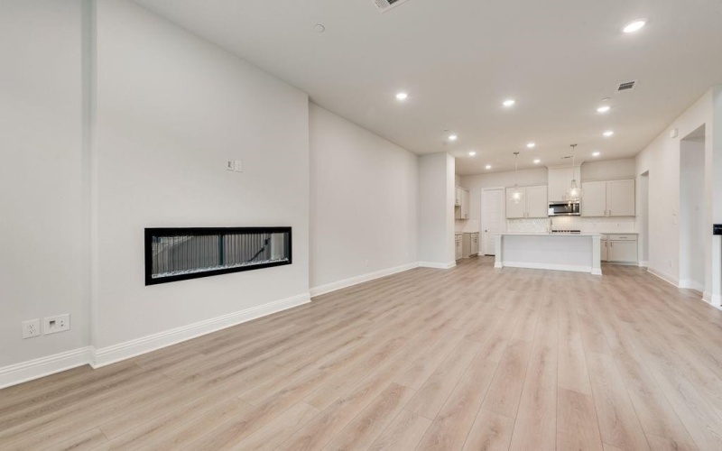 8199 Challenger Lane, Frisco, TX 75034, 4 Habitaciones Habitaciones , ,5 BañosBaños,Residential,En Venta,8199 Challenger Lane,0,21173726