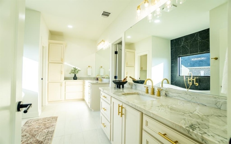 776 Duckwater Landing Landing, Bossier City, LA 71111, 4 Habitaciones Habitaciones , ,3 BañosBaños,Residential,En Venta,776 Duckwater Landing Landing,0,21173735