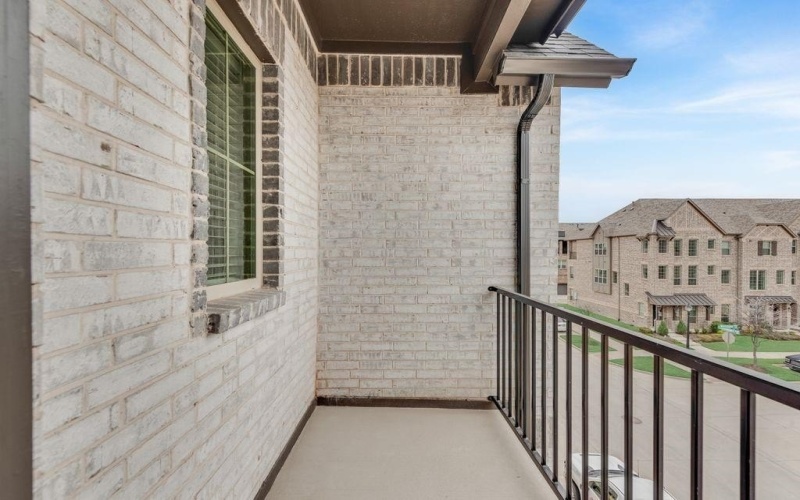 8159 Challenger Lane, Frisco, TX 75034, 3 Bedrooms Bedrooms, ,3 BathroomsBathrooms,Residential,For Sale,8159 Challenger Lane,0,21173770