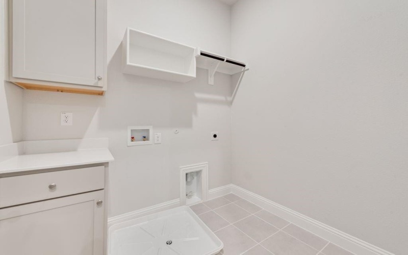 8159 Challenger Lane, Frisco, TX 75034, 3 Bedrooms Bedrooms, ,3 BathroomsBathrooms,Residential,For Sale,8159 Challenger Lane,0,21173770