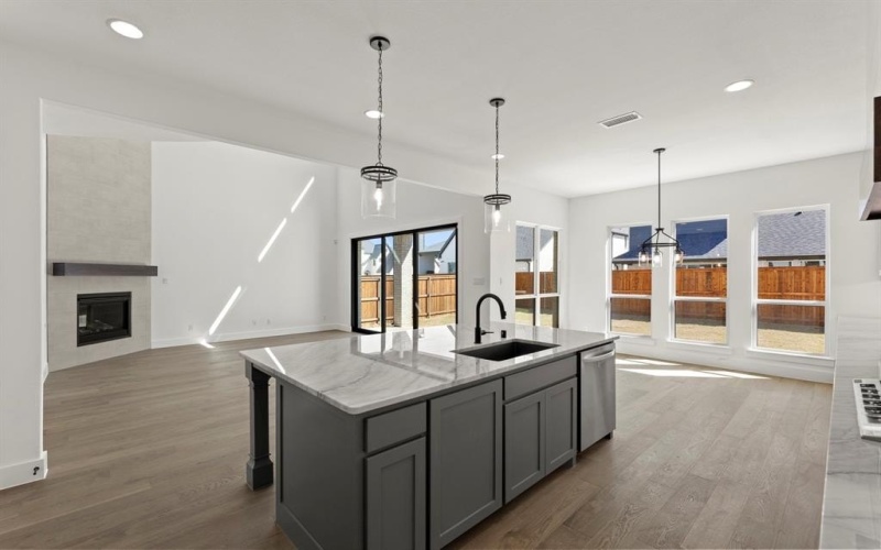 16322 W Old Westbury Lane, Frisco, TX 75033, 4 Bedrooms Bedrooms, ,5 BathroomsBathrooms,Residential,For Sale,16322 W Old Westbury Lane,0,21173850