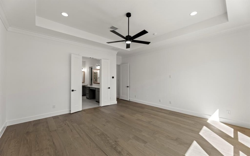 16322 W Old Westbury Lane, Frisco, TX 75033, 4 Bedrooms Bedrooms, ,5 BathroomsBathrooms,Residential,For Sale,16322 W Old Westbury Lane,0,21173850