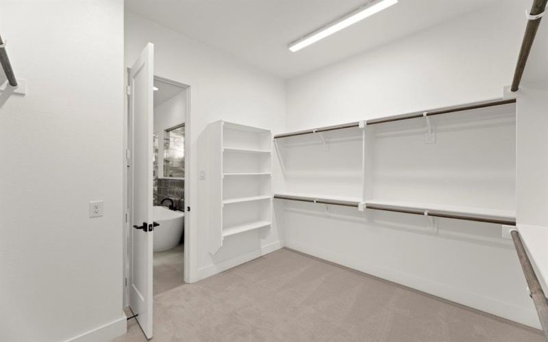 16322 W Old Westbury Lane, Frisco, TX 75033, 4 Bedrooms Bedrooms, ,5 BathroomsBathrooms,Residential,For Sale,16322 W Old Westbury Lane,0,21173850