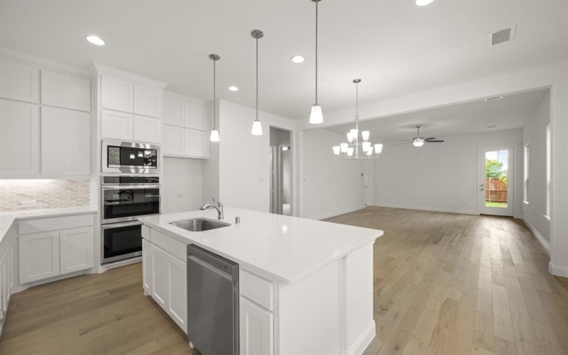 1540 Euclid Alley, Corinth, TX 76208, 3 Habitaciones Habitaciones , ,2 BañosBaños,Residential,En Venta,1540 Euclid Alley,0,21173866