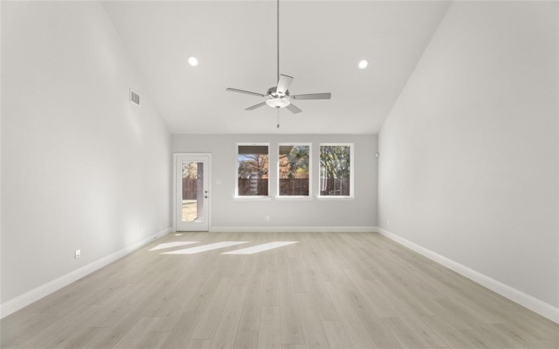 17141 Oxborough Drive, Fort Worth, TX 76247, 5 Bedrooms Bedrooms, ,3 BathroomsBathrooms,Residential,For Sale,17141 Oxborough Drive,0,21173990