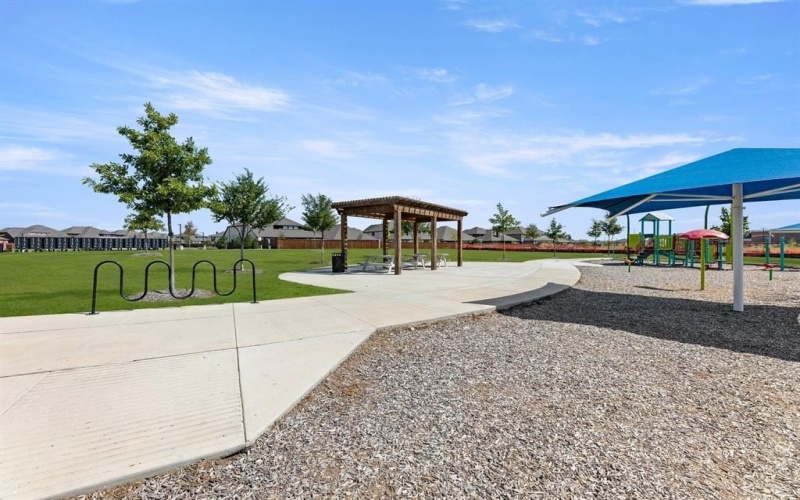 17224 Oxborough Drive, Fort Worth, TX 76247, 4 Bedrooms Bedrooms, ,2 BathroomsBathrooms,Residential,For Sale,17224 Oxborough Drive,0,21173992