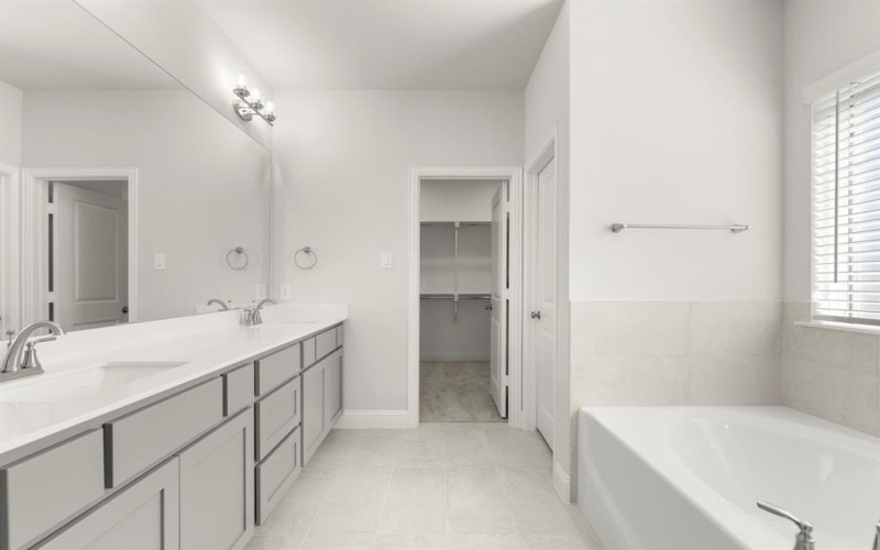 17137 Oxborough Drive, Fort Worth, TX 76247, 5 Bedrooms Bedrooms, ,5 BathroomsBathrooms,Residential,For Sale,17137 Oxborough Drive,0,21174002