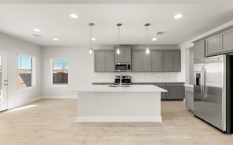 17137 Oxborough Drive, Fort Worth, TX 76247, 5 Bedrooms Bedrooms, ,5 BathroomsBathrooms,Residential,For Sale,17137 Oxborough Drive,0,21174002