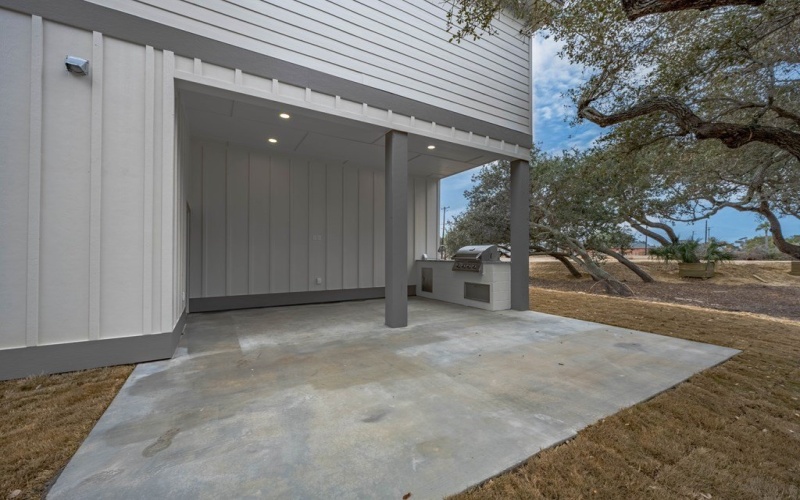 151 Front St, ROCKPORT, TX 78382, 3 Bedrooms Bedrooms, ,2 BathroomsBathrooms,Residential,For Sale,151 Front St,0,150526