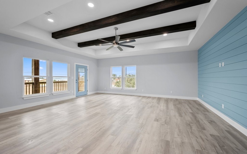 151 Front St, ROCKPORT, TX 78382, 3 Bedrooms Bedrooms, ,2 BathroomsBathrooms,Residential,For Sale,151 Front St,0,150526