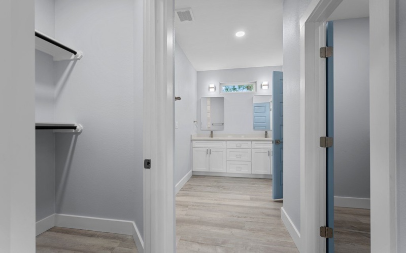 151 Front St, ROCKPORT, TX 78382, 3 Bedrooms Bedrooms, ,2 BathroomsBathrooms,Residential,For Sale,151 Front St,0,150526