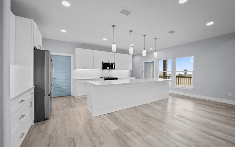 151 Front St, ROCKPORT, TX 78382, 3 Bedrooms Bedrooms, ,2 BathroomsBathrooms,Residential,For Sale,151 Front St,0,150526