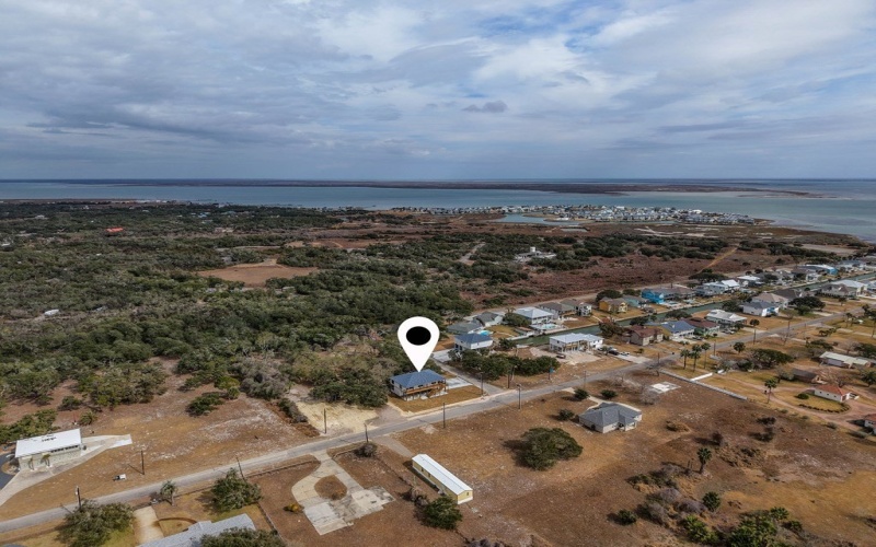 151 Front St, ROCKPORT, TX 78382, 3 Bedrooms Bedrooms, ,2 BathroomsBathrooms,Residential,For Sale,151 Front St,0,150526