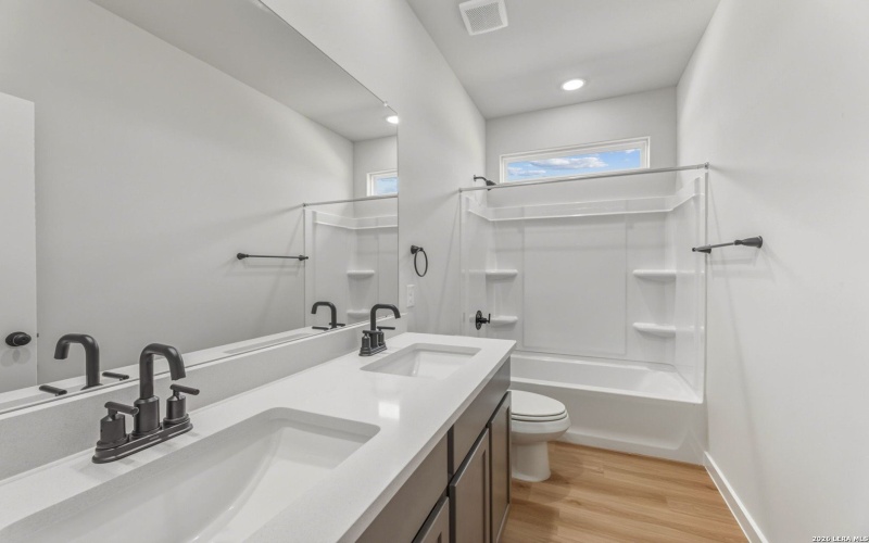 16627 rosemary, Elmendorf, TX 78112, 4 Habitaciones Habitaciones , ,2 BañosBaños,Residential,En Venta,16627 rosemary,0,1939961